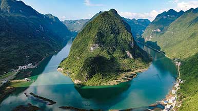 广西东兰县：“红”“绿”结合 激发乡村振兴新活力