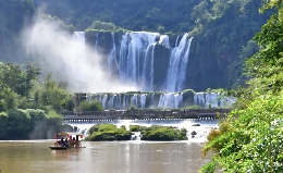 小城旅居热 文旅业态兴