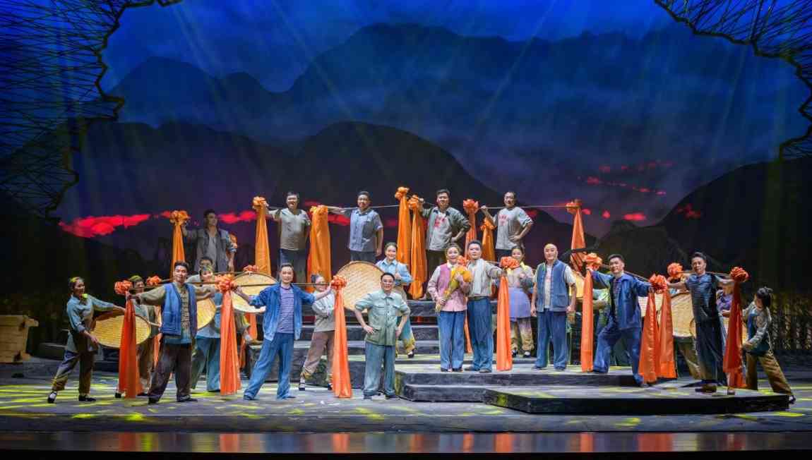 首届全国戏曲新人新作展演在南宁开幕