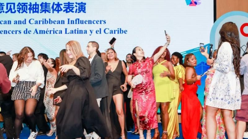 天涯若比邻！中拉“朋友圈”动态更新……