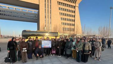 跨境游持续升温 “China Travel”吸引中亚游客