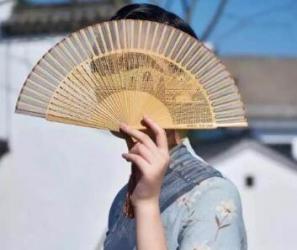 一把竹扇，一种风情，开