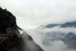 华东奢美盘山公路，中国