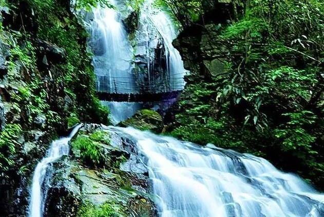 藏龙百瀑 藏龙百瀑